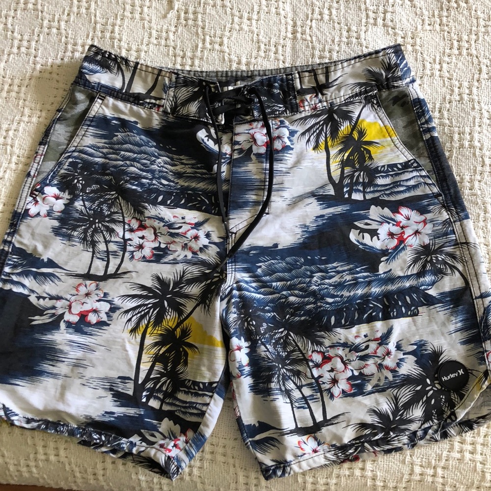 Hurley Surf Classic Bathing Suit/Shirts Mens Sz 30